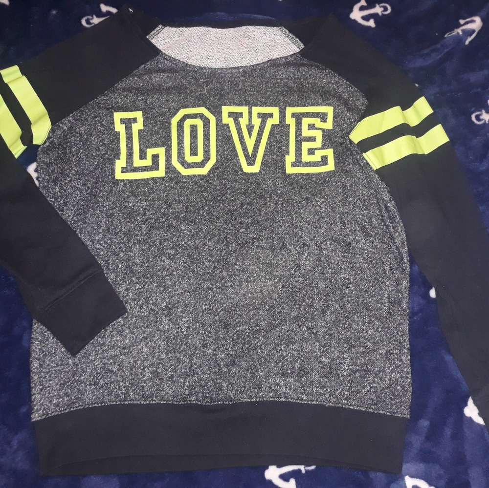 "Love" Sweatshirt